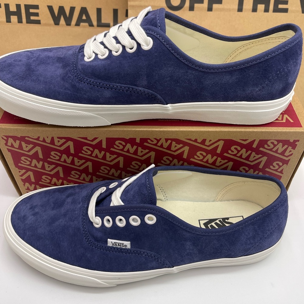 Vans Men’s Authentic
Pig Suede Deep Twilight Sneakers 
Vans Navy Suede Low-Tops - Picture 4 of 16